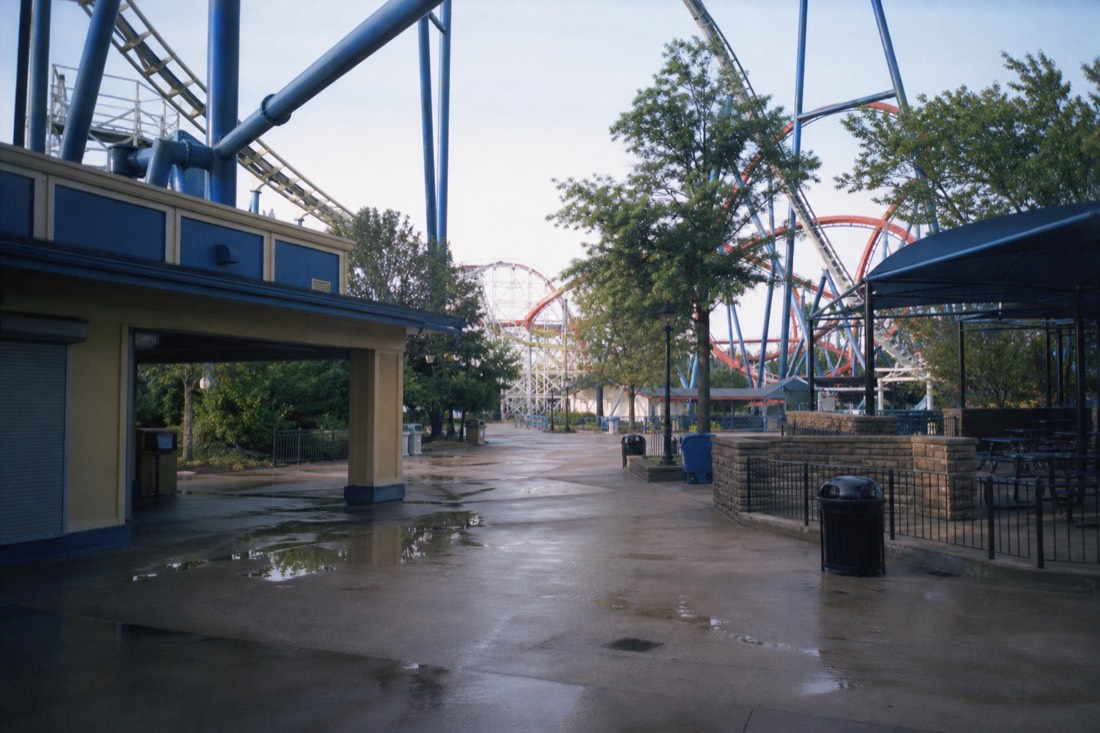 Empty Fuji-Q Highland path just after opening, the quiet-day payoff